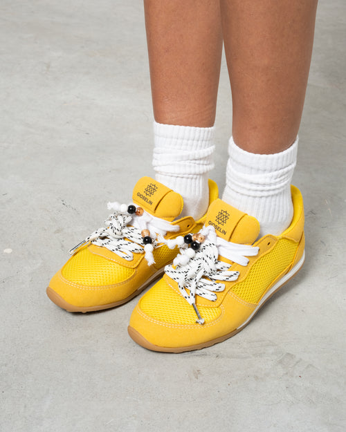 Load image 1 in gallery view. Sneakers donna leggere LOW - Gialla