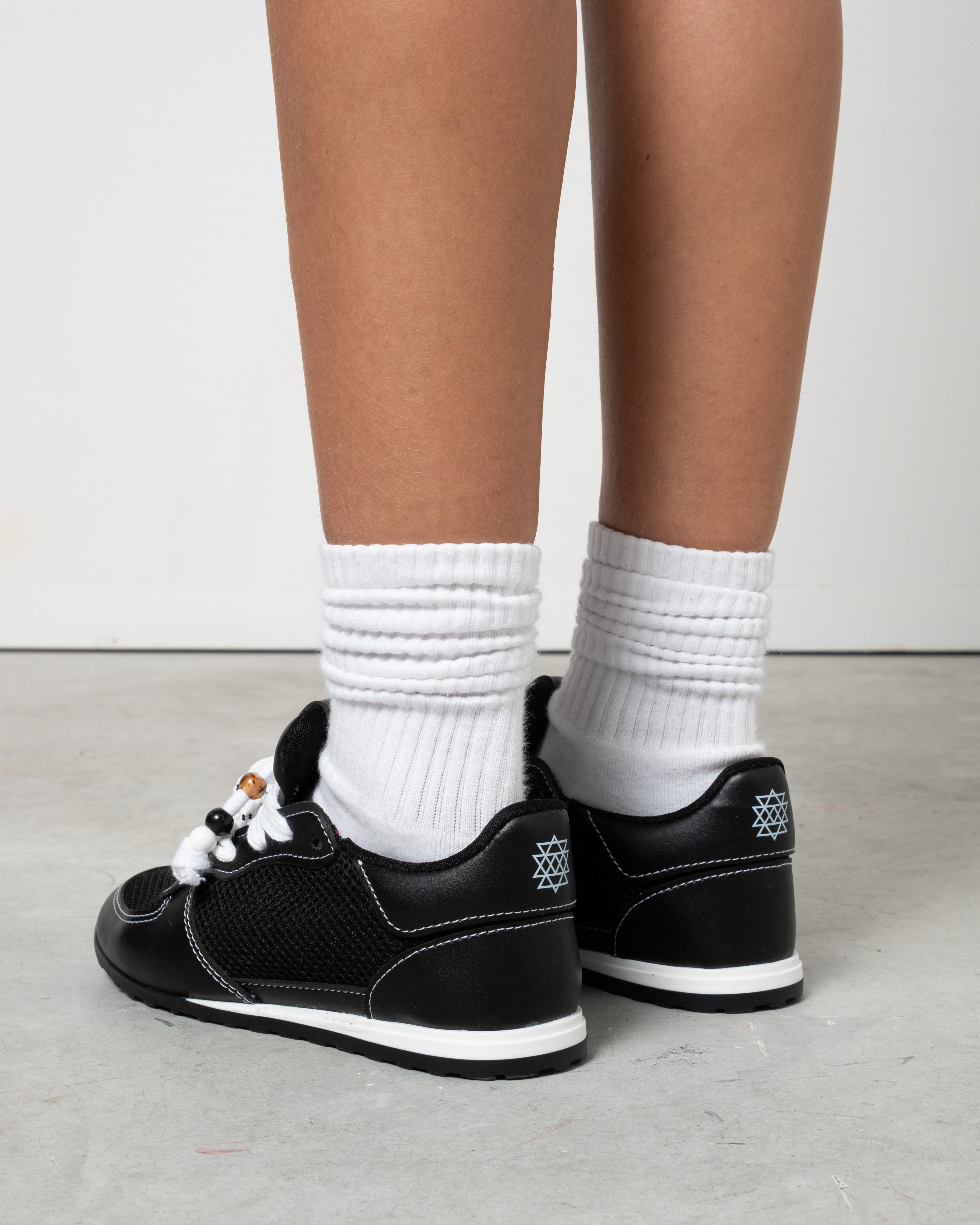 Sneakers donna leggere LOW - Nera