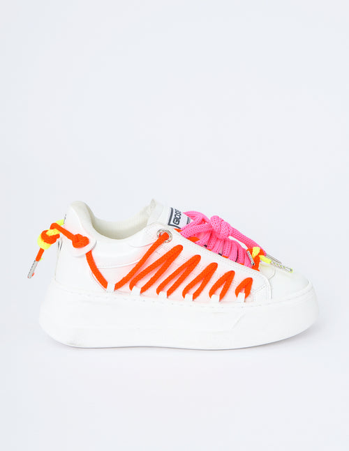 Load image 1 in gallery view. SPAZIALE AW - Multicolor White