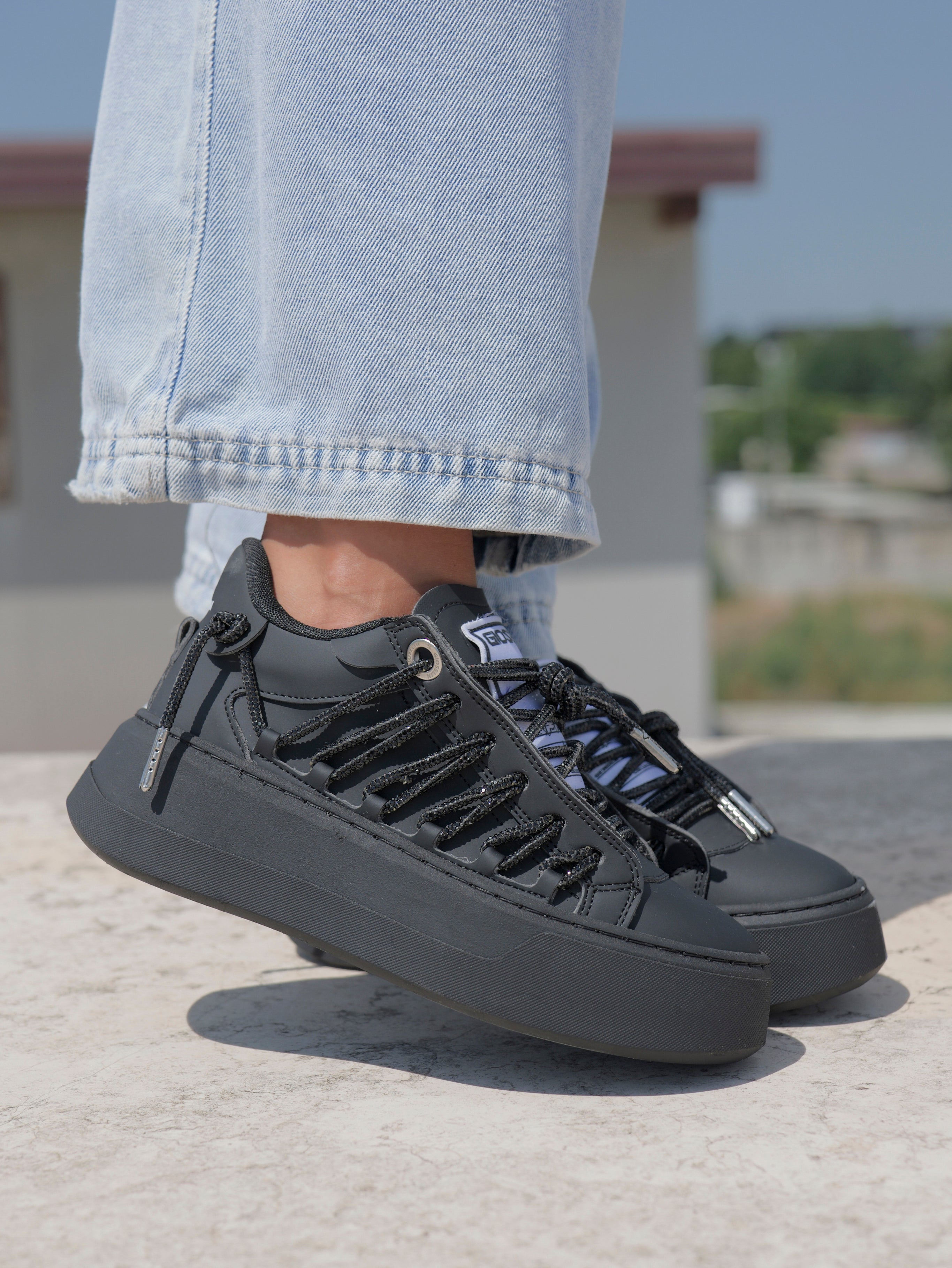 SPAZIALE AW - Black Diamond