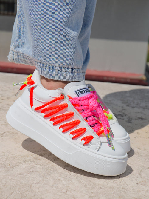 Load image 1 in gallery view. SPAZIALE AW - Multicolor White