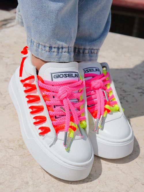 Load image 1 in gallery view. SPAZIALE AW - Multicolor White