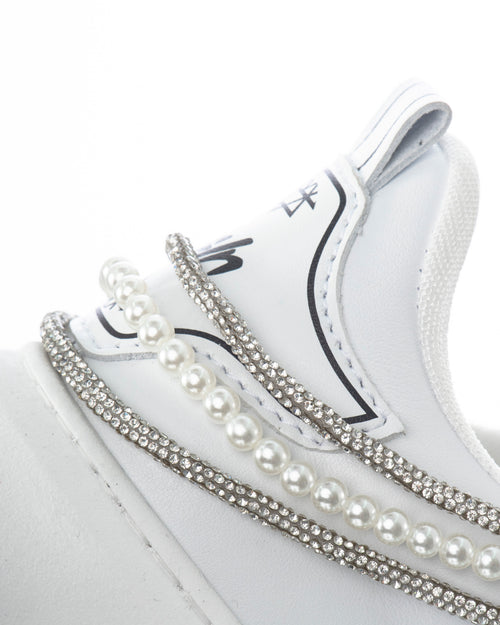Load image 1 in gallery view. White Pearl