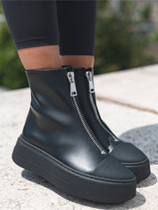 LIGHT - Total Black Line