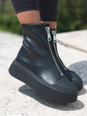 LIGHT - Total Black Line